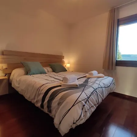 Apartment Allotjaments Paratge Fabas *