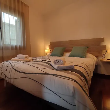 Allotjaments Paratge Fabas Apartment *