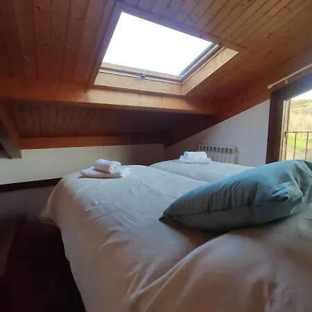 Allotjaments Paratge Fabas Apartamento *