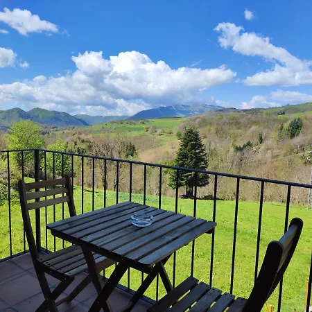 Allotjaments Paratge Fabas Apartamento